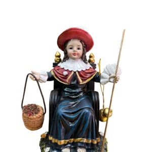 Estatua del Santo Niño de Atocha